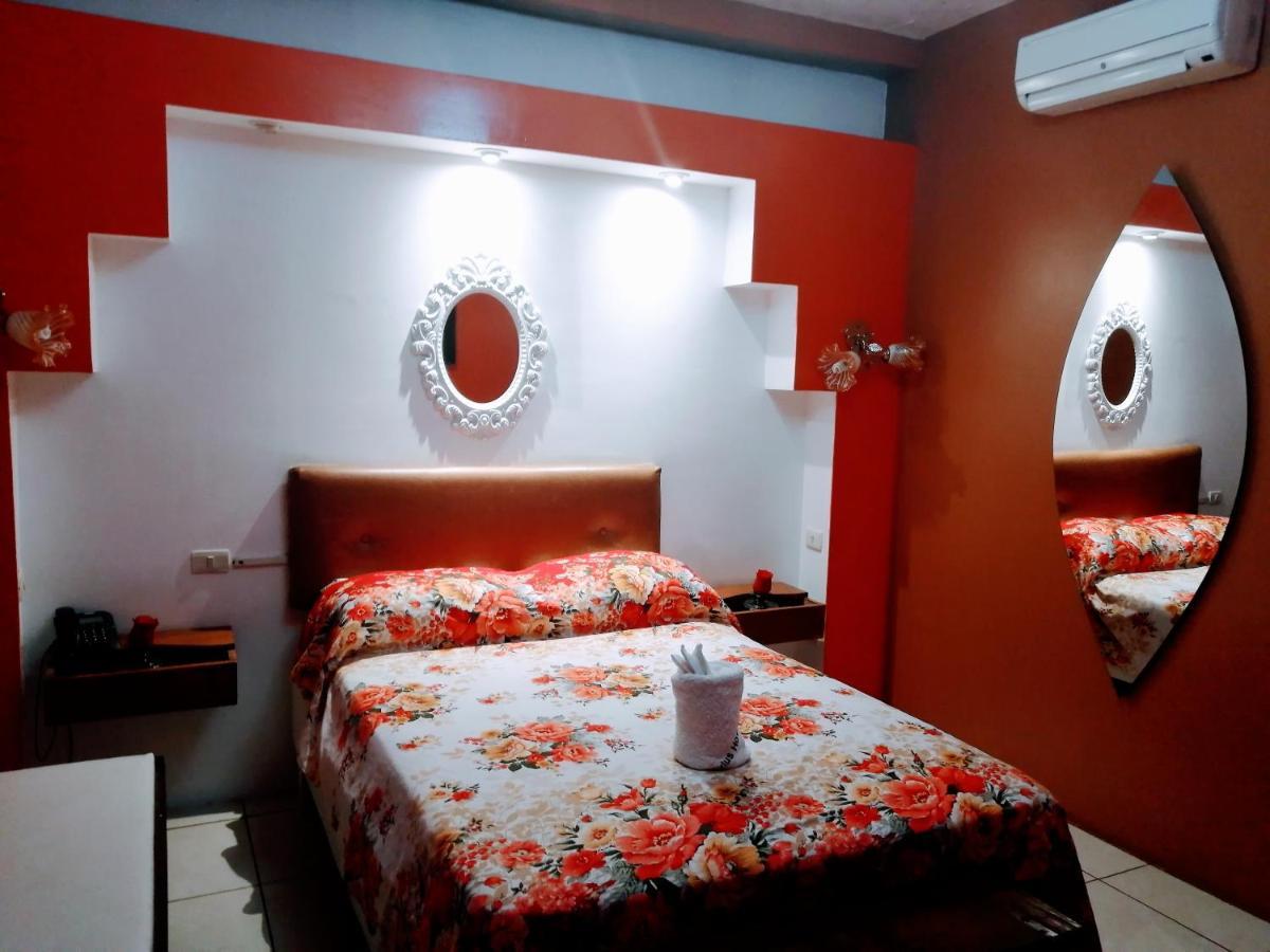 Stylus Hotel Iquitos Bagian luar foto